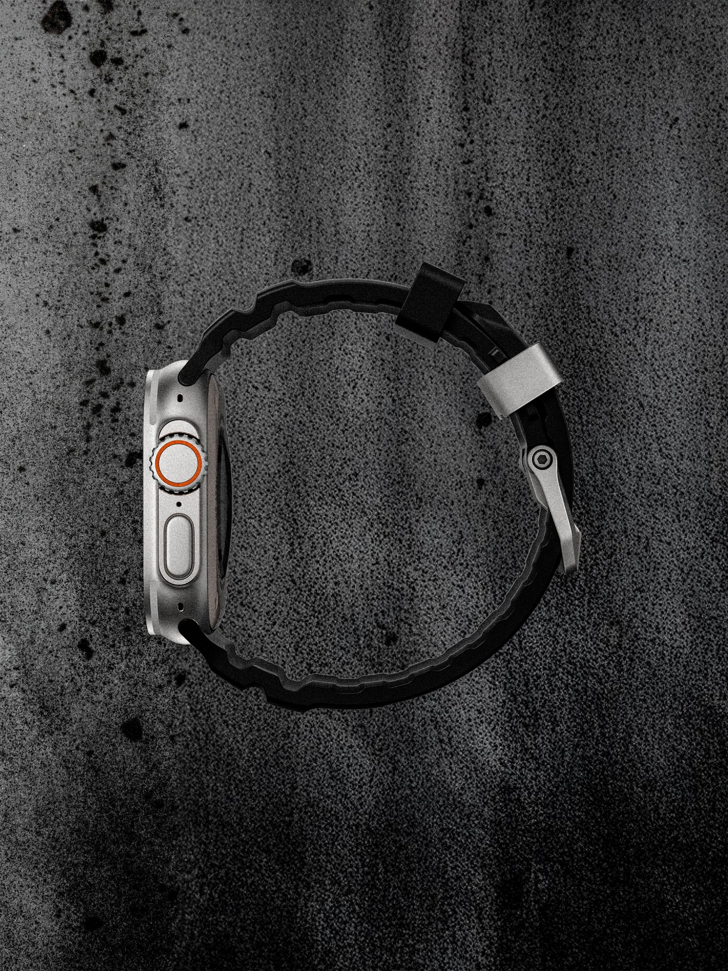 Nomad Rocky Point Band - 46/49mm | Natural Hardware | Carbon Black