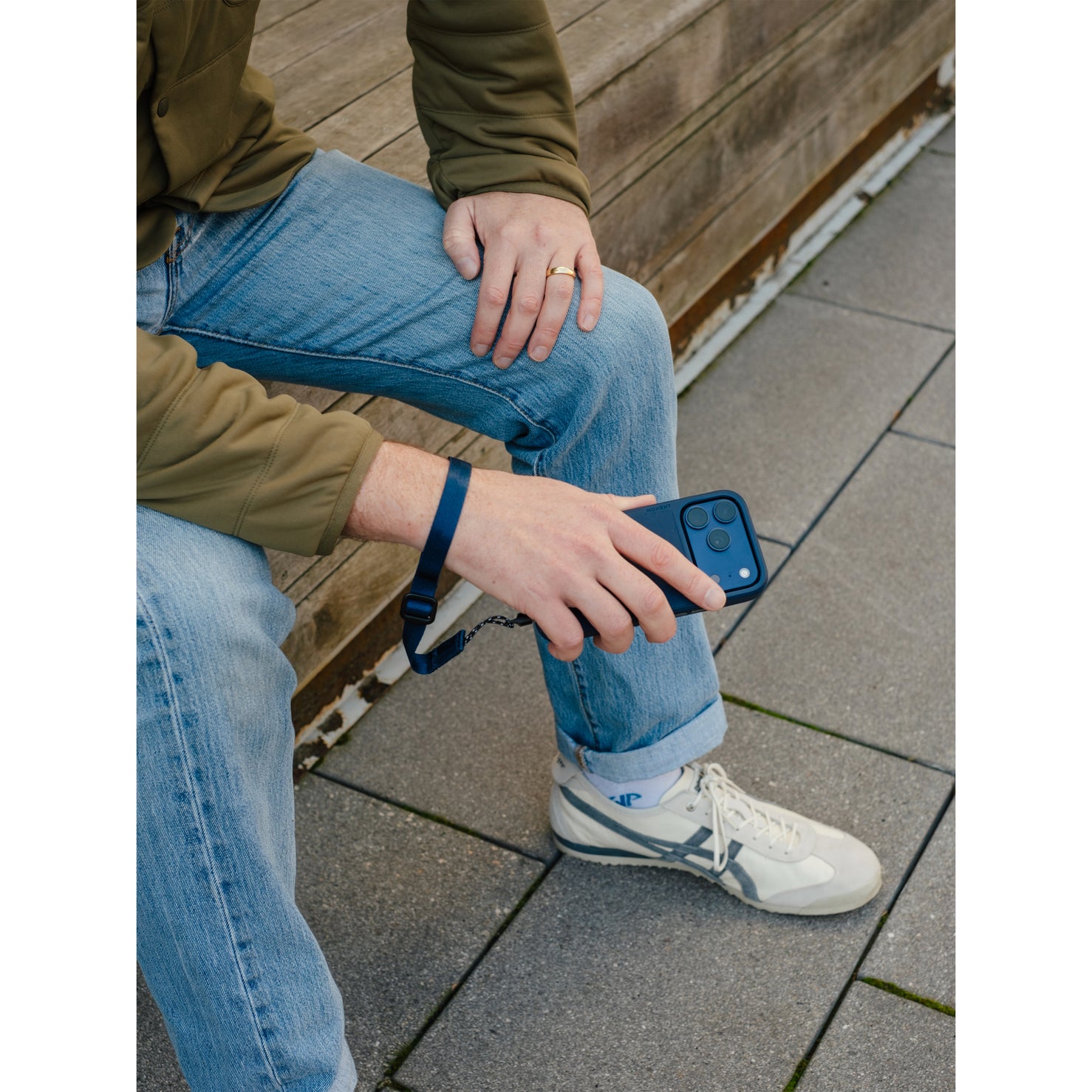 Moment Mobile Adjustable Wrist Strap - Indigo