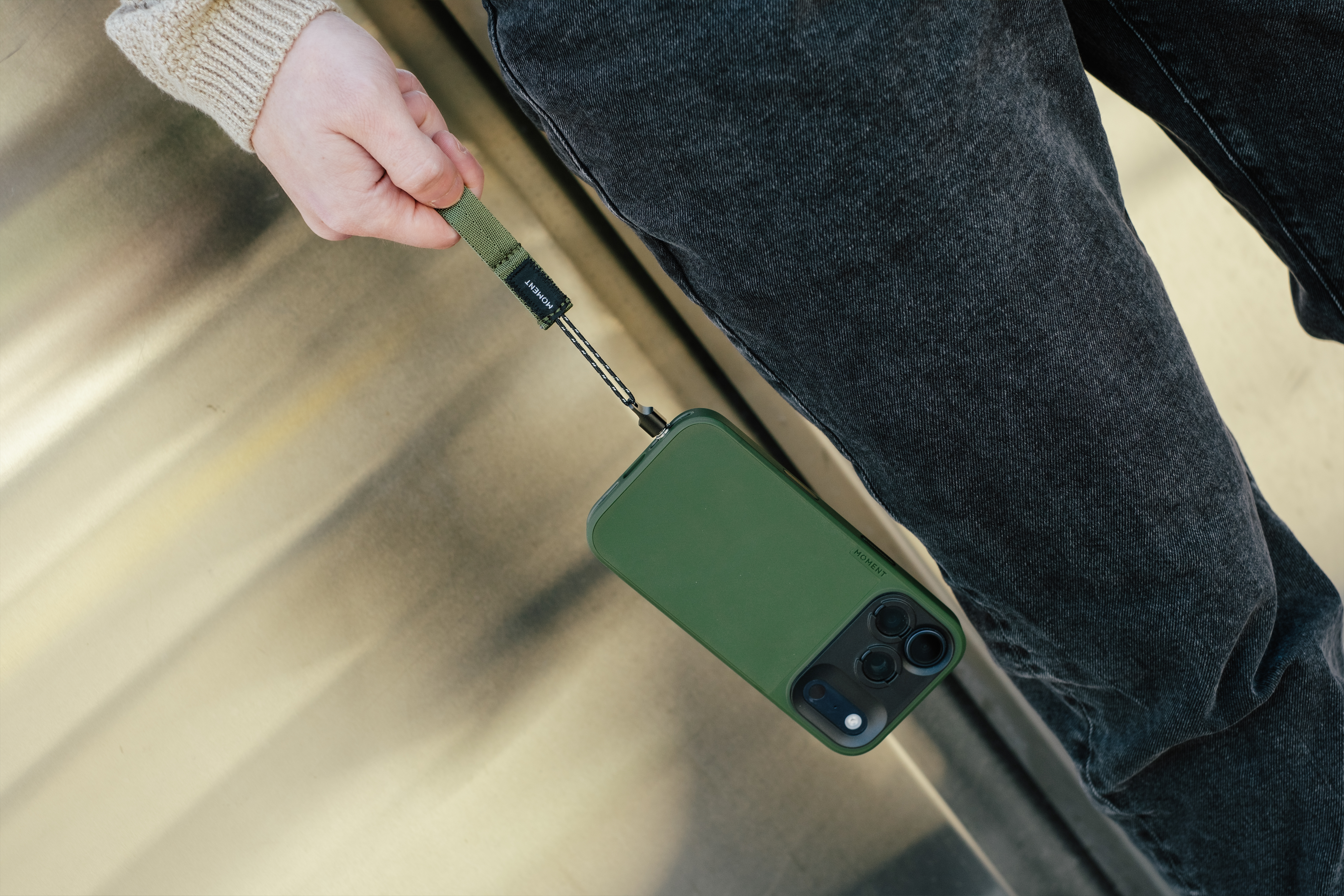 Moment Mobile Adjustable Wrist Strap - Olive Green