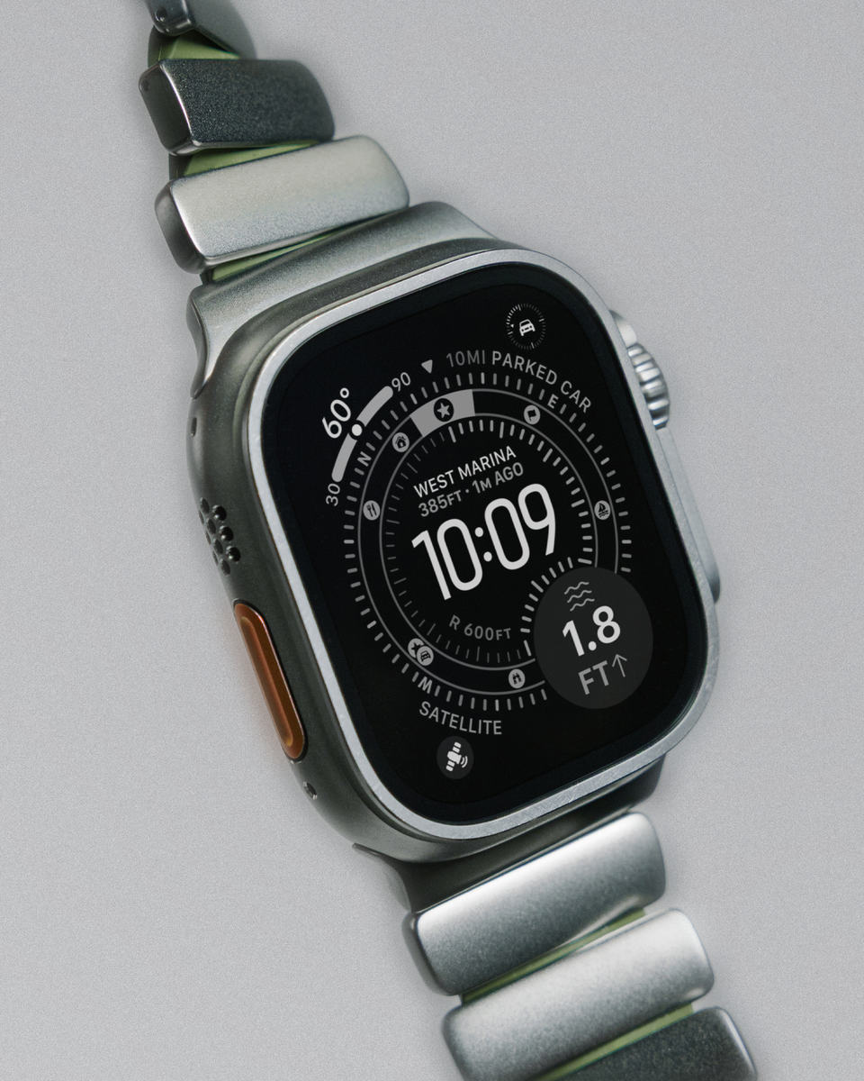 Available in Black or Natural Titanium to match your Ultra.