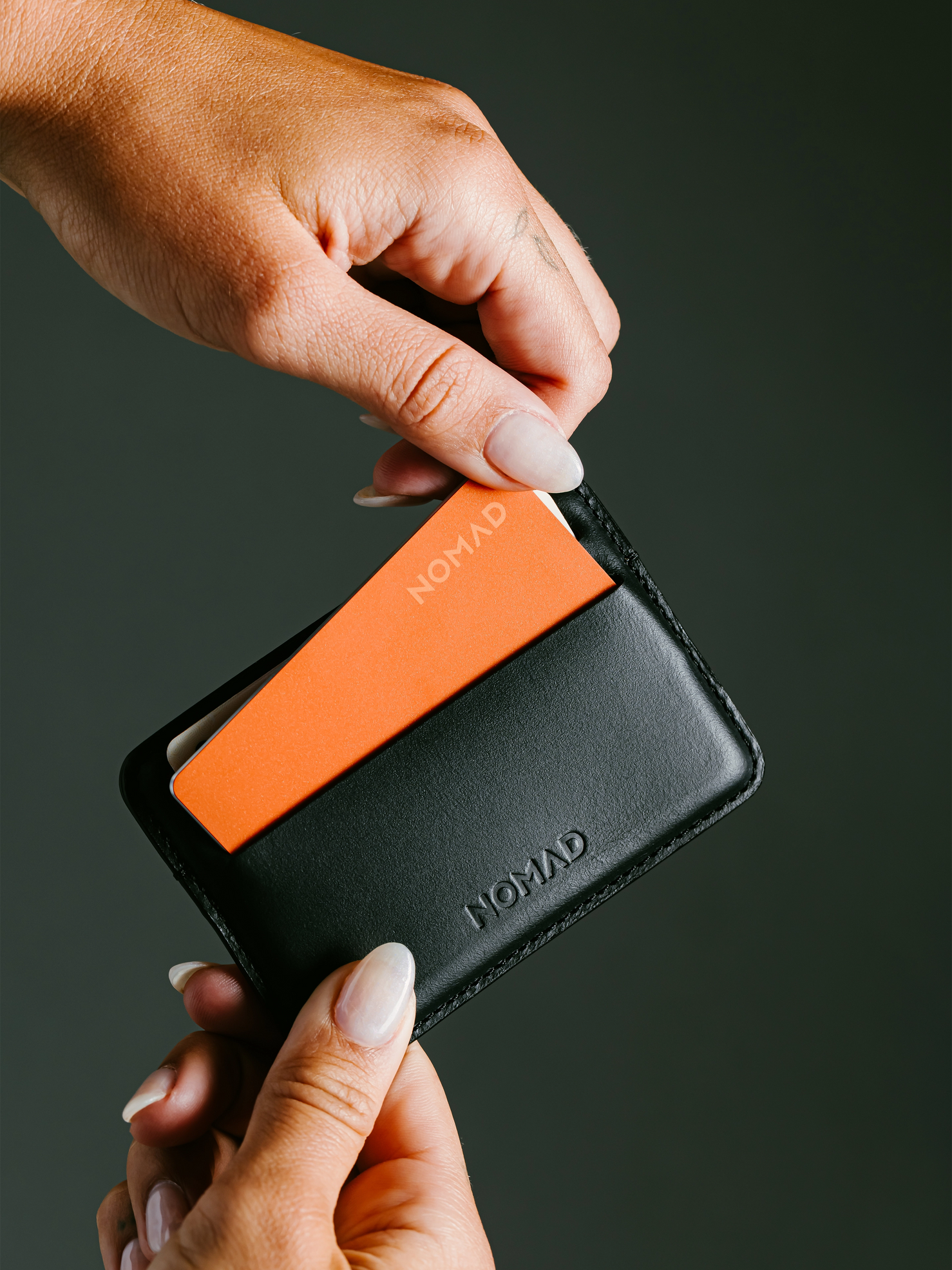Nomad Tracking Card Pro for Apple Find My - Stellar Orange