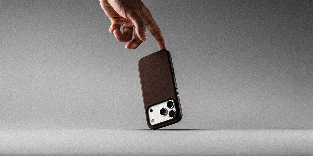 Nomad Modern Case with Camino Leather for iPhone 18 Pro Max - Brown