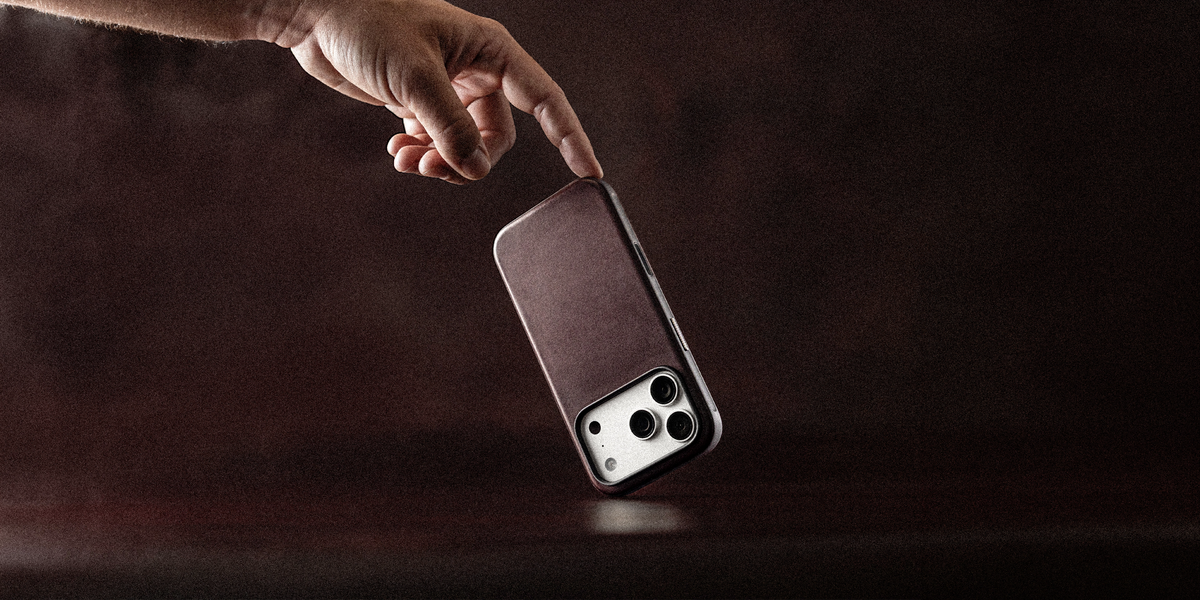 Nomad Modern Case with Horween Leather for iPhone 18 Pro Max - Burgundy